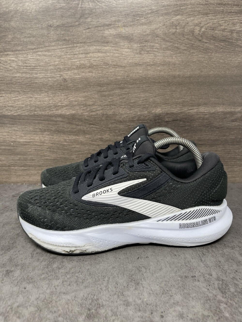 Brooks Adrenaline GTS 24 Size 7.5 Womens Wide Black White Stability Running